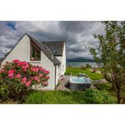 Seabank Lochside Farmhouse