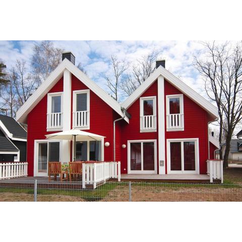 Semi-detached house in Dune Rose, Glowe