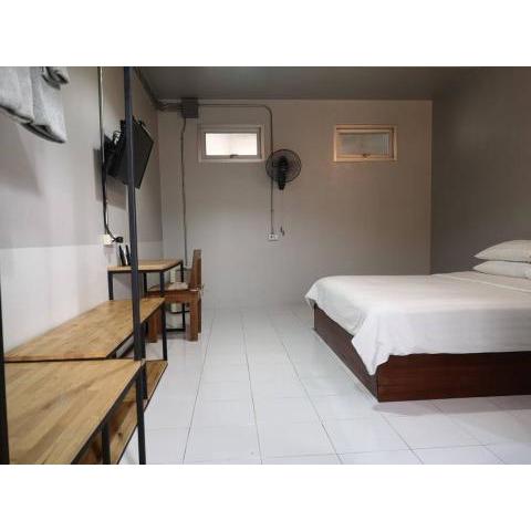 Siri Guesthouse @ Surat Thani