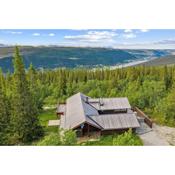 Skogholt Ålhytte - amazing view and hiking area