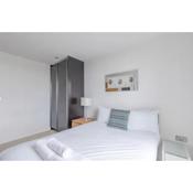 Sleek & Sunny 1BD Flat Near Greenwhich - Deptford!