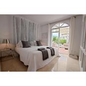 Spacious 2 Bed Duplex in Aloha Gardens close to Puerto Banus