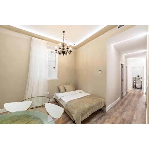 Spacious 3 Bedroom Apartment in Centro