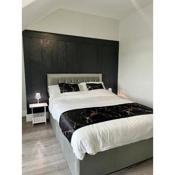 Spacious 4 Bed Property - Sleeps 8 in Gateshead