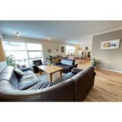 Spacious and Family Friendly apartment in Reykjavik