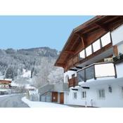 Spacious apartment in Kitzb hel near the Hahnenkamm cable car