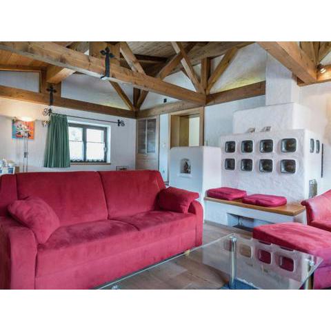 Spacious Apartment near Ski Area in Niedernsill