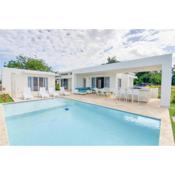 Spacious beautiful & elegant 3-bedroom villa.