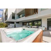 Spacious flat with jacuzzi in Mirador del Sol