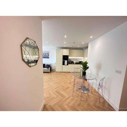 Spacious one bedroom luxury apartment in Kidbrooke Greenwich