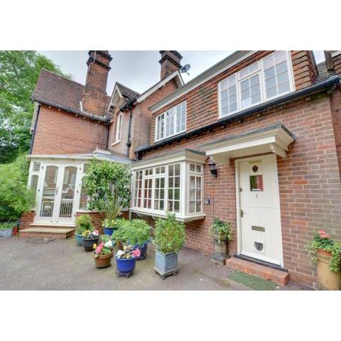 Stable Mews Cottage