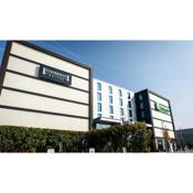 Staybridge Suites London Heathrow - Bath Road, an IHG Aparthotel