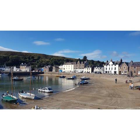 Stonehaven ground floor home with a spectacular harbour view.