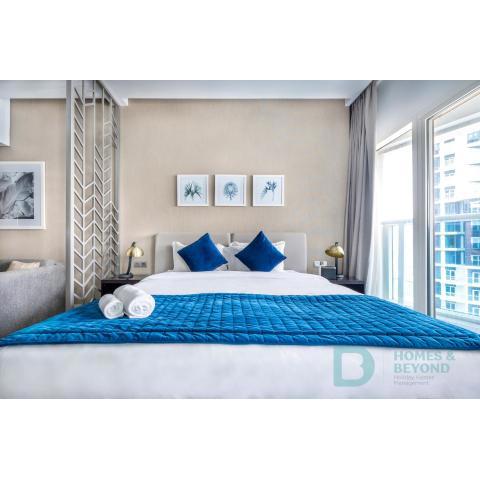 Studio Apartment in Businessbay - Dubai Canal View