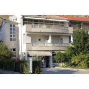 Studio apartment in Duce with sea view, terrace, air conditioning, WiFi 5062-3