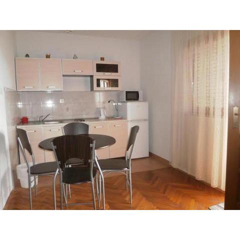 Studio Apartment in Nin with Terrace, Air Conditioning, Wi-Fi (3722-5)