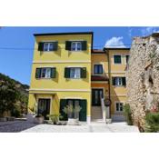 Studio apartment in Skradin with balcony, air conditioning, WiFi, washing machine (4921-4)