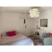 Studio flat in Hammersmith