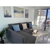 Stunning 2 Bedroom 2 Bathroom 2 Minutes to Beach