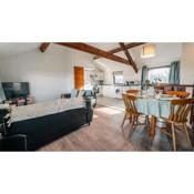 Stunning 2 Bedroom Holiday Cottage nr Bude