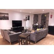 Stunning 3 bedroom apartment in central London