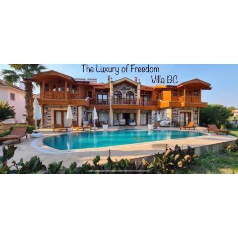 Stunning 4-Bed Villa in Dalyan plus 2 apartments