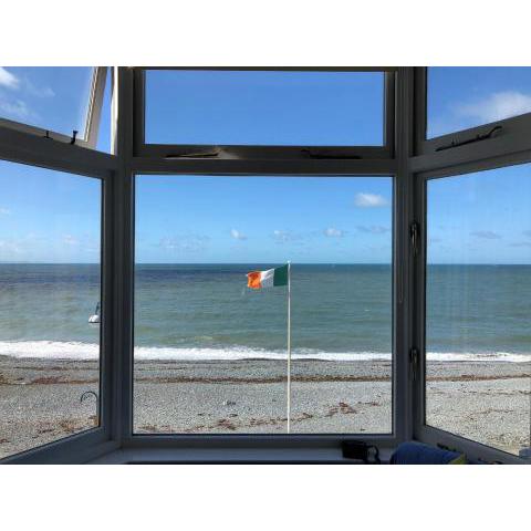 Stunning Aberystwyth South Beach Apartment