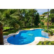 Stunning golf and garden flat in La Siesta Golf Calahonda