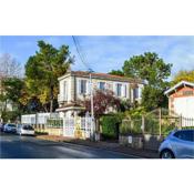 Stunning home in Arcachon with 3 Bedrooms and WiFi