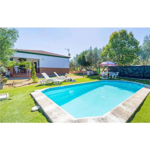 Stunning Home In Arriate With 3 Bedrooms, Wifi And Swimming Pool