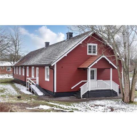 Stunning Home In Orrefors With Jacuzzi, Wifi And 10 Bedrooms 2