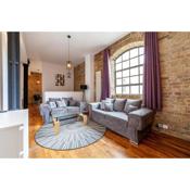 Stunning Loft-Style Duplex 2 BDR Apt in Bow