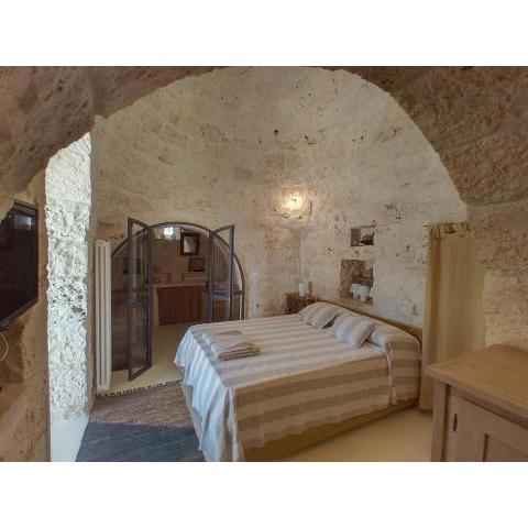 Stunning Trullo with private pool Apulia Italy