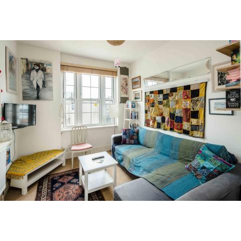 Stylish Central London Flat Near Tower Bridge