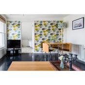 Stylish loft apartment moments from beach by Whitstable-Holidays, Bowline