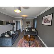 Stylish Modern Apartment Sleeps 6/FREE SECURE Parking