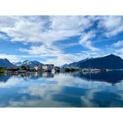 Sunde Fjord Hotel, free and easy parking