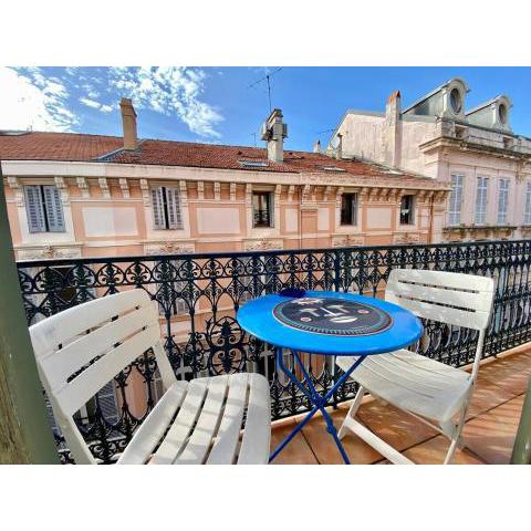 Superb apartment 76m2 near Palais 2 bedrooms Terrace