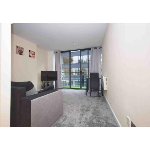 Superb Balconied 2Bedroom Flat in Heart of City Centre