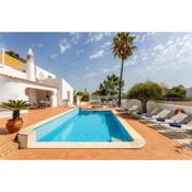 Superb Carvoeiro Villa - Casa Cinco Cupulas - 7 Bedrooms - Perfect for Larger Groups