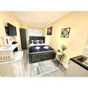 Sutton Suites SM4 - London