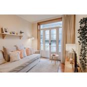 Sweet & Cozy 3BR Apartment by LovelyStay