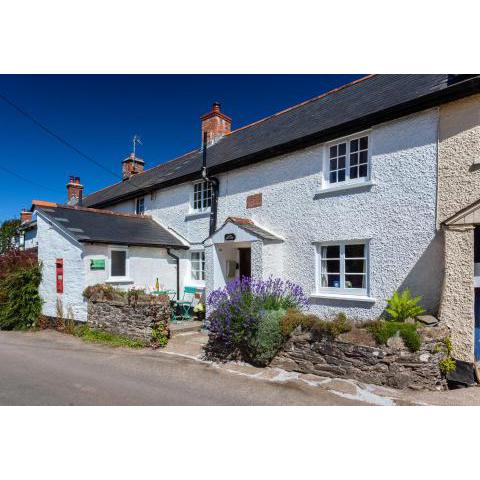 Syms Cottage, Cutcombe