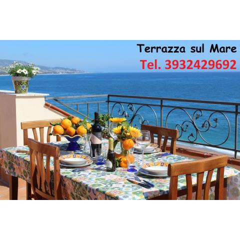 Terrazza sul Mare