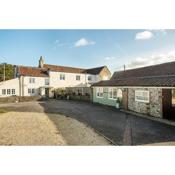 The Farmhouse with two hot tubs