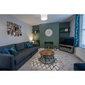 The Faustus - 3 Bedroom House in Canterbury City