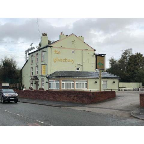 The Glazebury bar and restaurant with accommodation