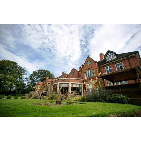 The Mount Country Manor Hotel & Golf Wolverhampton