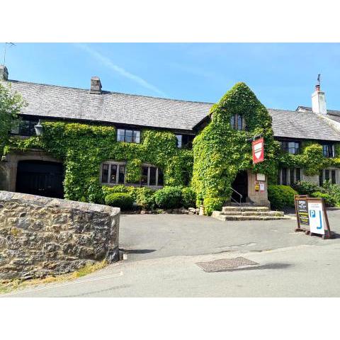 The Oxenham Arms Hotel Devon