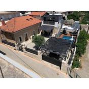 Thrapsano House at Iraklion Crete For up to 8 Persons